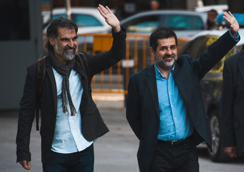 Jordi Sànchez, y Jordi Cuixart. AFP PHOTO / GABRIEL BOUYS