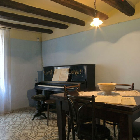  Casa natal de Pau Casals : © Nano Cañas