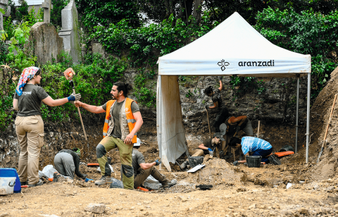Trabajos llevados a cabo por el equipo de Aranzadi.- EIDER ITUARRIAGA Trabajos llevados a cabo por el equipo de Aranzadi.- EIDER ITUARRIAGA