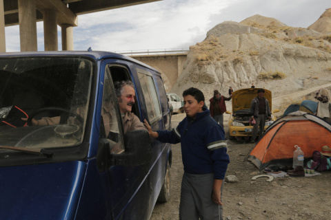 Los barrios marginales que retrata 'Romancero'. Foto: Prime Video.
Los barrios marginales que retrata 'Romancero'. Foto: Prime Video.