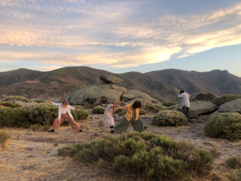 La danza de Omos Uno.