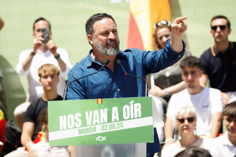 El líder de Vox, Santiago Abascal, en un acto de campaña en Murcia. Edu Botella / Europa Press
