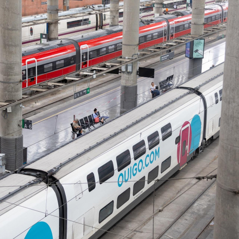 Un tren de Ouigo, en la estación de Atocha, a 27 de junio de 2024, en Madrid. Un tren de Ouigo, en la estación de Atocha, a 27 de junio de 2024, en Madrid.