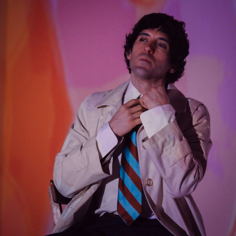 Maximiliano Calvo publica el disco doble Terapia de grupo.