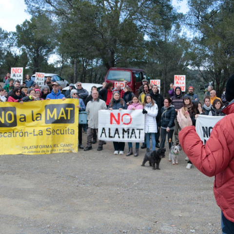 Imatge d'arxiu d'una concentració contra la nova línia MAT entre l'Aragó i Catalunya al bosc del Picarany