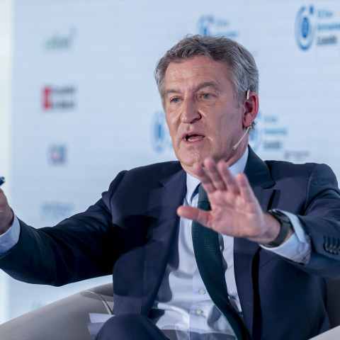 El presidente del PP, Alberto Núñez Feijóo, durante unas jornadas en Alcalá de Henares este miércoles.