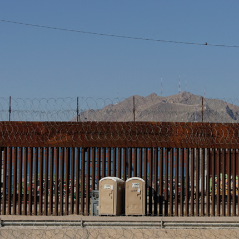 Muro en la frontera entre México y Estados Unidos cerca de Ciudad Juárez. Gerardo Vieyra / Nurphoto / AFP.