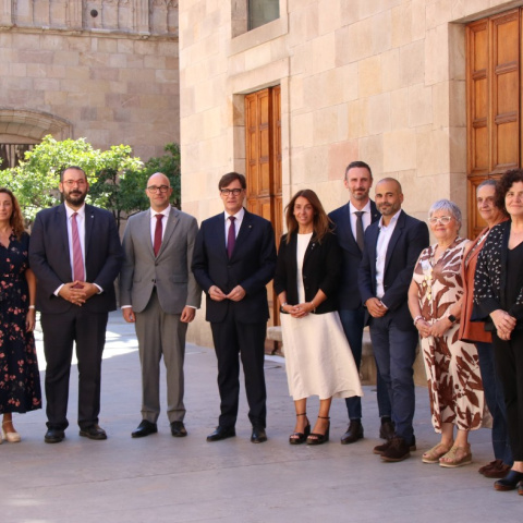 Representants del Govern i d'administracions locals la setmana passada arran de la signatura del nou Contracte Programa de Serveis Socials 2027-2030.
