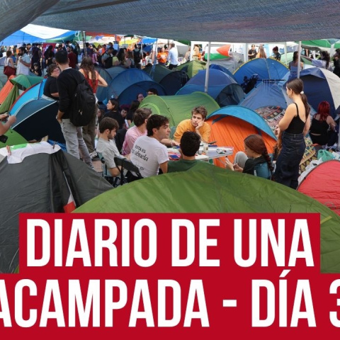Así es el estado de ánimo en la acampada en Sol: "Hay muy buen ambiente, está siendo muy bonito" Hace 18 años nacimos con un compromiso: hacer un periodismo útil para la sociedad. Solo podemos continuar con esta labor si contamos con el apoyo de personas como tú.
Únete a la comunidad de Público. 18 años no son nada… cuando nos queda tanto por contar. Periodismo incómodo para tiempos difíciles. http://bit.ly/3VylhmD
Periodismo, investigación y compromiso para construir un mundo más igualitario.
¡Suscríbete ya a nuestro canal!: https://bit.ly/2U8nM0q
Visita: https://www.publico.es
Síguenos en Facebook: https://www.facebook.com/diario.publico/
Síguenos en Twitter: https://twitter.com/publico_es
Síguenos en Instagram: https://www.instagram.com/publico.es
Síguenos en TikTok: https://www.tiktok.com/@publico_es
Síguenos en Bluesky: https://bsky.app/profile/publico.es