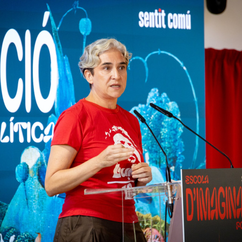 Ada Colau a la benvinguda de l'Escola de la Fundació Sentit Comú