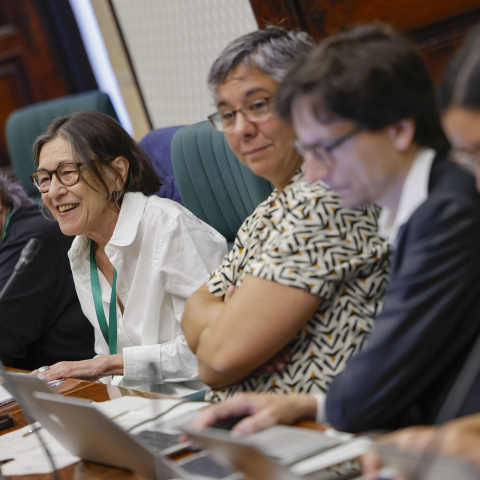 Exinternas de las instituciones del Patronato de la Mujer, en el Parlament de Catalunya, a 19 de octubre de 2026.