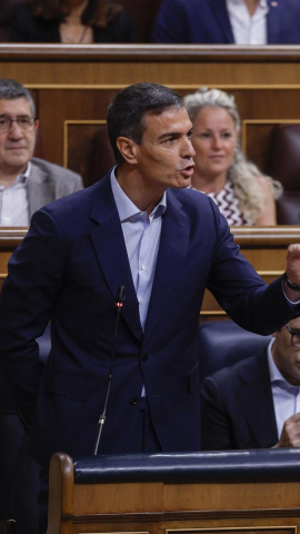 MADRID, 17/06/2026.- El presidente del Gobierno, Pedro Sánchez, durante su intervención en el pleno del Congreso, donde responde a preguntas del PP, PNV y Podemos. EFE/  Javier Lizon