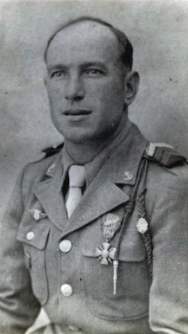 19/12/22 Cariño López.