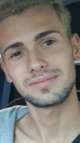 13/4/22 Samuel Luiz 13/4/22 Samuel Luiz