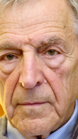 Alberto Costa-Gravas. Alberto Costa-Gravas.