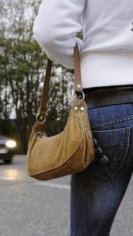 El Plan Integral contra la Trata de Mujeres y Niñas con Fines de Explotación Sexual cifra en 900 las víctimas acreditadas en todo el país en 2014. El Plan Integral contra la Trata de Mujeres y Niñas con Fines de Explotación Sexual cifra en 900 las víctimas acreditadas en todo el país en 2014.