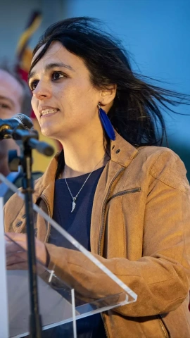 La líder del partido de extrema derecha Aliança Catalana y alcaldesa de Ripoll, Silvia Orriols, durante un mitin en Girona, Catalunya.