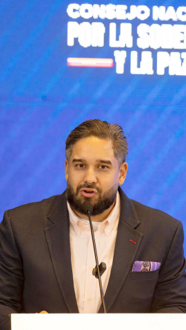 AME7999. BOGOTÁ (COLOMBIA), 05/01/2026.- Fotografía de archivo del 14 de octubre de 2025 del diputado Nicolás Maduro Guerra, hijo del presidente de Venezuela, Nicolás Maduro, hablando durante un encuentro en Caracas (Venezuela). Maduro Guerra anunció este lunes su "apoyo incondicional" a la vicepresidenta Ejecutiva, Delcy Rodríguez, designada por el Supremo como presidenta encargada de Venezuela, tras la captura del mandatario del país suramericano en medio de un ataque ordenado por el gobernante estadounidense, Donald Trump, a algunas zonas de Caracas y otros estados vecinos. EFE/ Ronald Peña R ARCHIVO