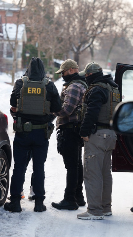Agentes del ICE durante una intervención en Minneapolis el 7 de enero.