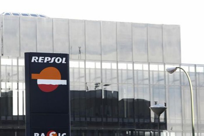 Repsol vende a JPMorgan la mitad de los bonos argentinos por YPF
