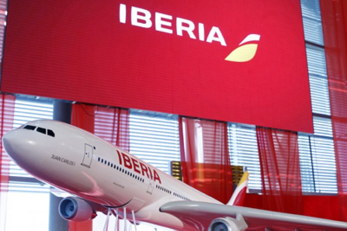 IAG reduce sus pérdidas un 46% hasta marzo por la mejora de Iberia