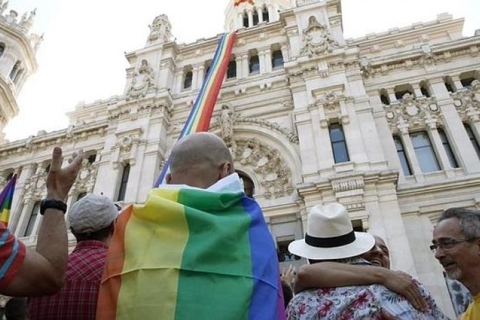 Madrid restringirá los aparcamientos en el centro y la circulación de camiones durante el Orgullo