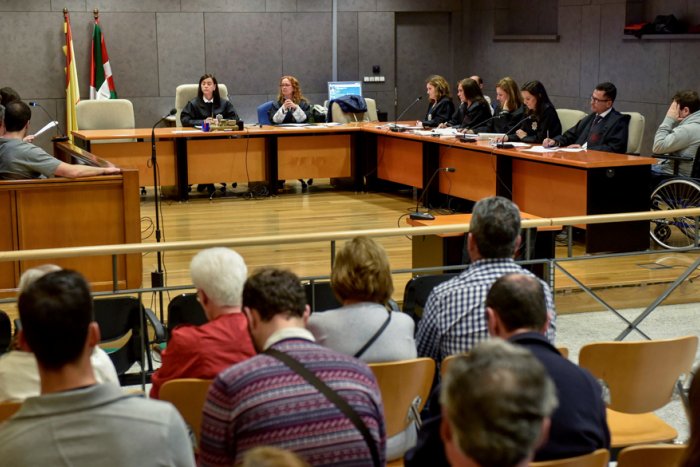 El jurado popular considera culpable al acusado de matar a su exmujer en Bilbao