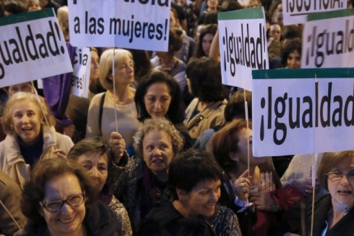 Igualdad legal entre hombres y mujeres: por qué España aún no está en el 'top' mundial