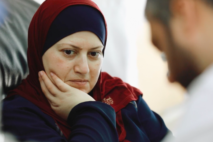 La doble condena de las mujeres con cáncer en la franja de Gaza