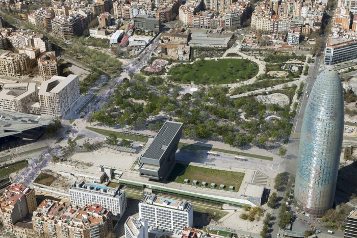 Un jardí d'immersió, un umbracle i una gran àrea de jocs formaran la gran àrea d'esbarjo de la nova plaça de les Glòries