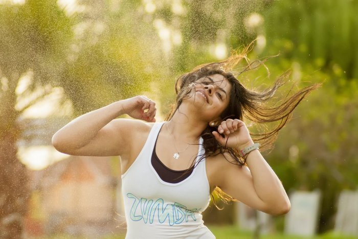 Si no puedo bailar, esta no es mi revolución: las mujeres en el espacio público