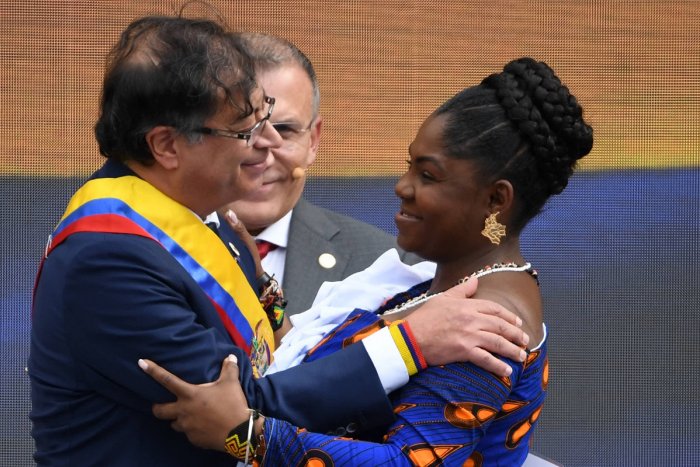 Gustavo Petro jura como primer presidente de izquierdas en la historia de Colombia