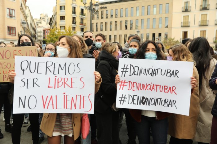 Los Mossos investigan una posible violación grupal en Barcelona