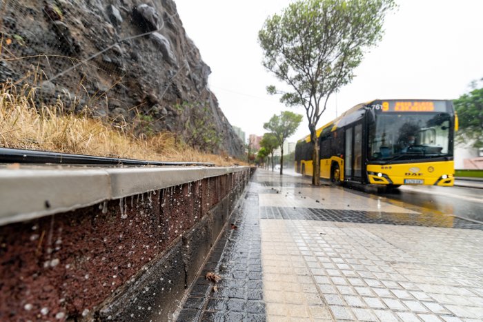 El Gobierno de Canarias atribuye el estruendo sentido en Gran Canaria al impacto de un meteorito en el mar