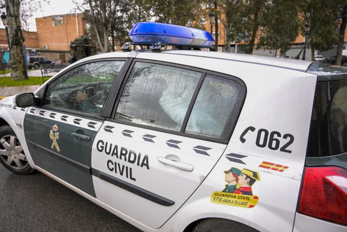 Un hombre intenta matar a su expareja con una pistola en Torrox