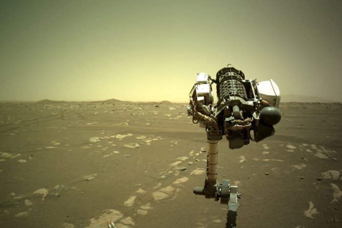 La NASA halla compuestos orgánicos en un lago seco de Marte