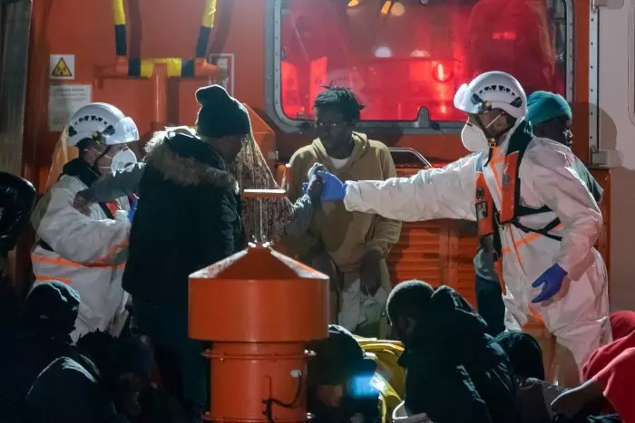 Más de 300 migrantes arriban en 18 pateras a la costa mediterránea
