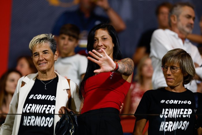 El movimiento feminista presiona en la calle para la caída definitiva de Rubiales