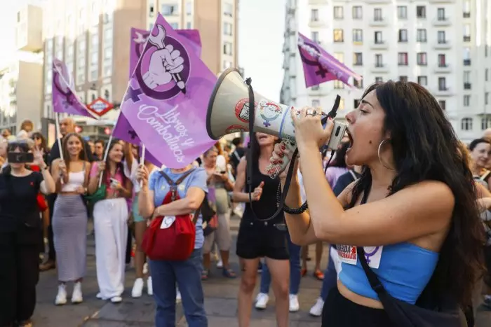 Así ha sido la concentración en apoyo a Jenni Hermoso en Madrid