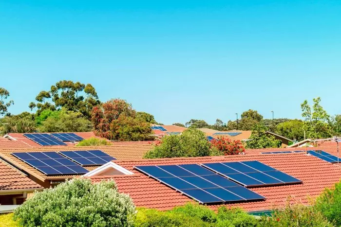 SolarProfit presenta pérdidas y anuncia un ERE para el 30% de su plantilla