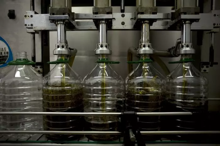 Sequía o especulación: qué ocurre con la subida de precio del aceite de oliva