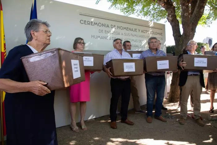 Hijos y nietos de dirigentes franquistas pelean en los tribunales para impedir las exhumaciones de Cuelgamuros