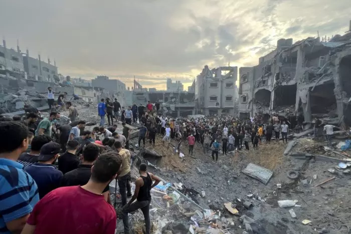 Masacre en un campo de refugiados de Gaza por un bombardeo israelí