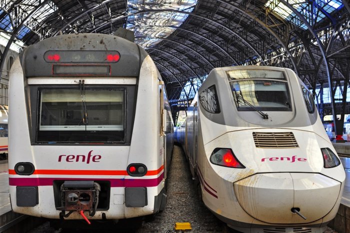 Averías y accidentes lastran el servicio ferroviario al dispararse su demanda tras décadas de abandono