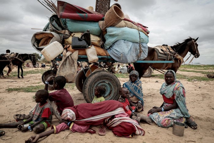 La guerra de Sudán desata la mayor crisis humanitaria, con siete millones de desplazados al borde de la hambruna