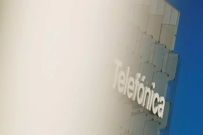 La operación de Telefónica desnuda el fiasco de las privatizaciones: el Estado paga un 42% más por lo que vendió en su día