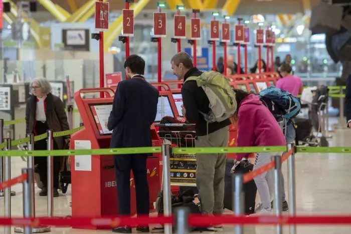 UGT y CCOO posponen la huelga de 'handling' de Iberia en Navidad