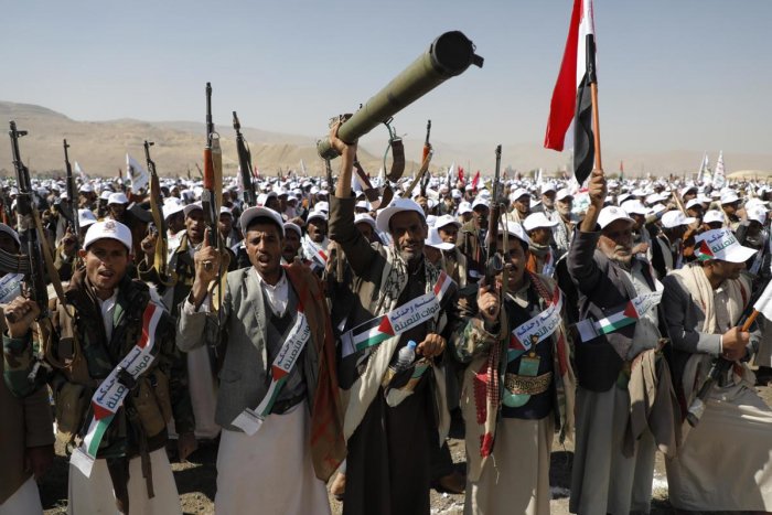 Quiénes son los hutíes de Yemen y otras preguntas sobre los ataques en el mar Rojo