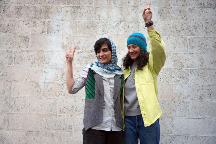 RSF denuncia el acoso que sufren las dos periodistas iraníes recién liberadas y teme que las vuelvan a encarcelar