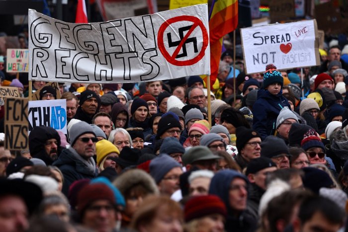 Más de 200.000 personas salen a las calles de Alemania para protestar contra la ultraderecha